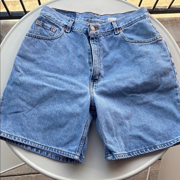 VINTAGE Levi's 550 Light Blue Denim Shorts size 12 32 waist - Picture 4 of 5